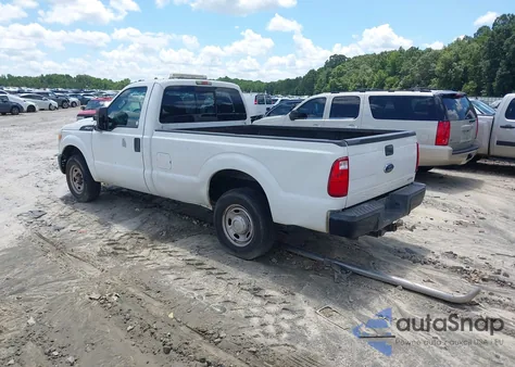 2015 Ford F-250 Xl z USA, uszkodzony, nr VIN 1FTBF2A67FEA88207